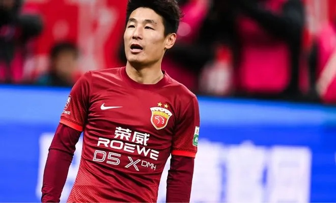 武磊归来,备战新挑战,或将近期接受膝盖手术,重返赛场在即?