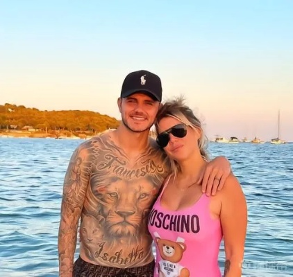 伊卡尔迪晒新女友与自己孩子的亲密互动照，温馨时刻感动网友