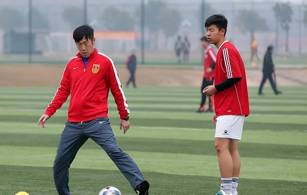 津媒曝国足新一期集训,强化体能基础,新人批量加入竞争激烈