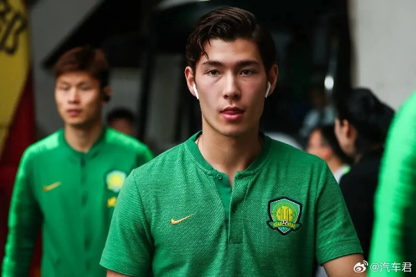 侯永永谈被国足征召，荣耀时刻，梦寐以求的国脚之路