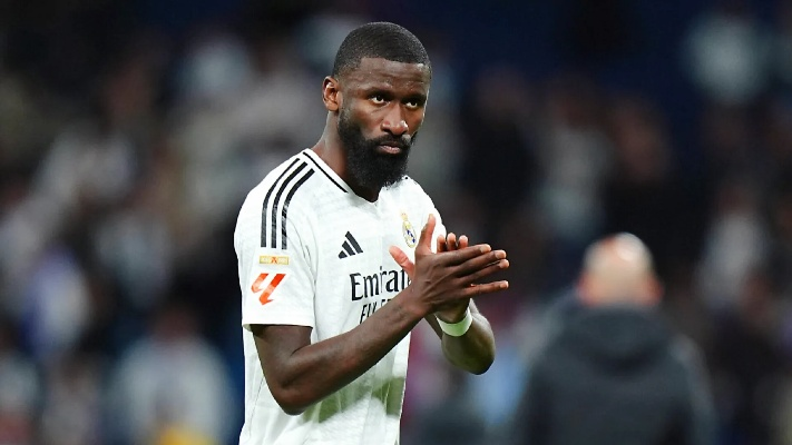 确实没他不行！西媒曝皇马或将破例给予吕迪格2年续约合同，忠诚与实力并存