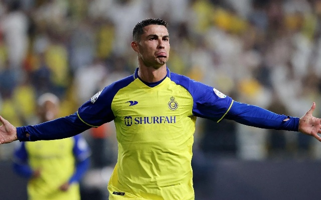 西媒曝C罗坚定续写足球传奇，无退役之意，沙特战场再战争冠