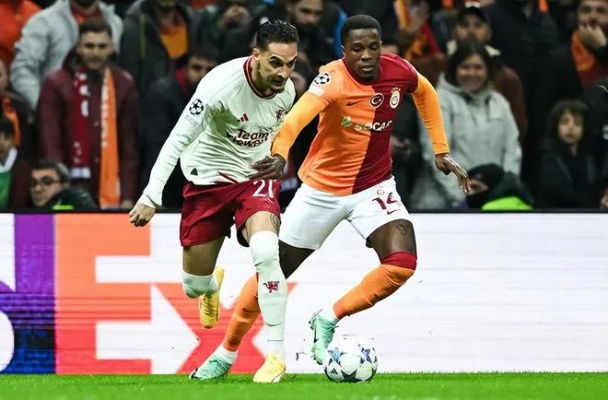 摩纳哥与加拉塔萨雷激战正酣，法国前锋穆阿尼成争夺焦点