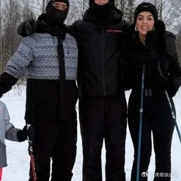 C罗因合同限制无法与家人共度滑雪假期